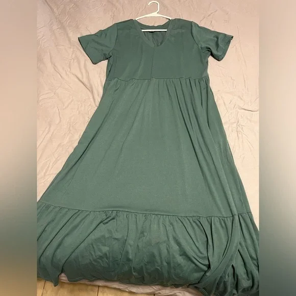 Short Sleeve T-Shirt Maxi Dress Flowy V-Neck Tiered Beach Vacation Sundress - Picture 3 of 8